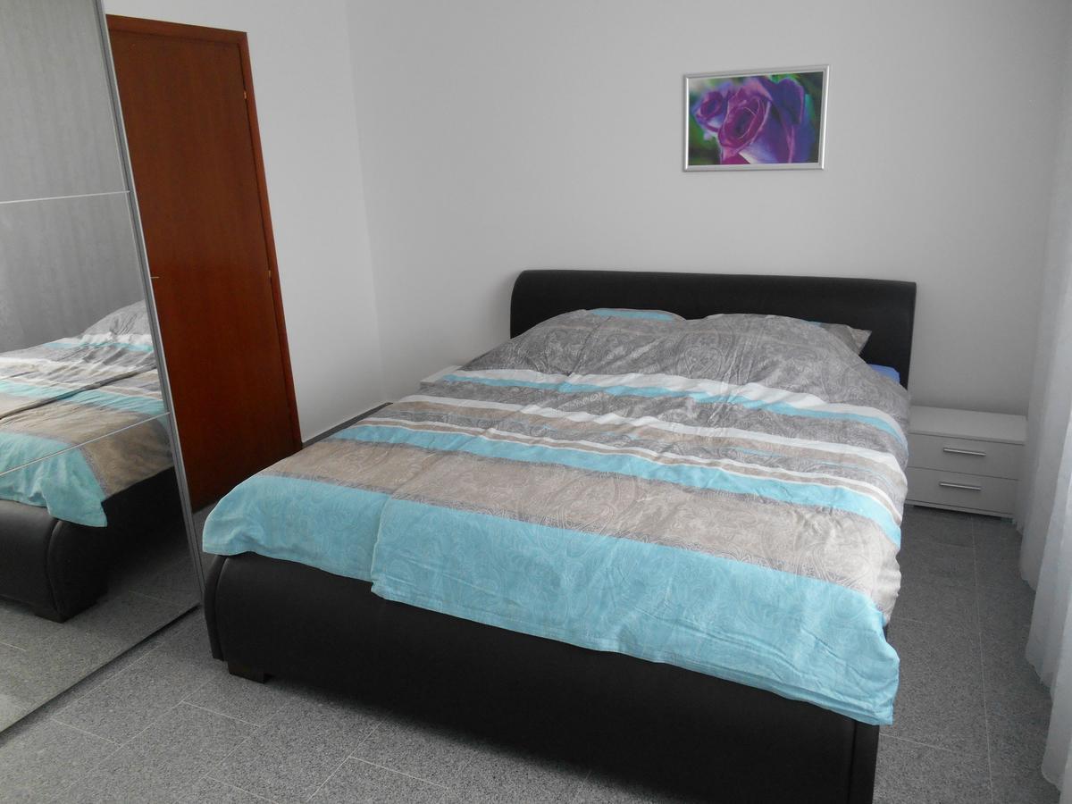 שמריקה Apartments Diana מראה חיצוני תמונה